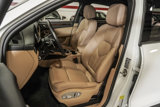 Certified 2024 Porsche Macan image 5
