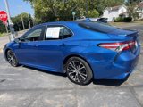 Used 2020 Toyota Camry image 4