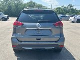 Used 2017 Nissan Rogue SV image 4