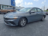 Certified 2025 Hyundai Elantra SE image 3