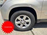 Used 2014 GMC Acadia SLE image 3