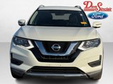 Used 2017 Nissan Rogue SV image 2