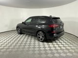 Used 2021 BMW X5 sDrive40i w/ M Sport Package image 3