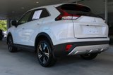 Used 2023 Mitsubishi Eclipse Cross SE image 2