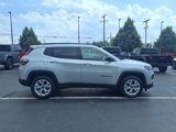 New 2025 Jeep Compass Latitude image 2