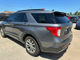 Used 2022 Ford Explorer XLT w/ Equipment Group 202A image 5
