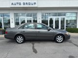 Used 2004 Toyota Avalon XL image 2