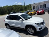 Used 2018 Volkswagen Tiguan Limited w/ Premium Package image 3