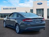 Used 2017 Ford Fusion SE image 4