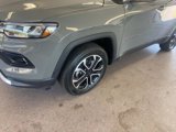 Certified 2022 Jeep Compass Limited image 4
