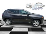 Used 2018 Jeep Compass Latitude w/ Cold Weather Group image 4