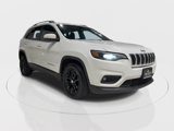 Used 2019 Jeep Cherokee Latitude Plus w/ Cold Weather Group image 2
