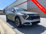Used 2024 Kia Sportage LX image 3