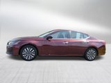 Used 2024 Nissan Altima 2.5 SV image 6