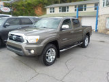 Used 2015 Toyota Tacoma 4x4 Double Cab image 2