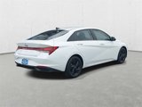 Used 2022 Hyundai Elantra SEL w/ Preferred Accessory Package image 5