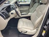 Used 2018 Volvo XC90 T5 Momentum w/ Convenience Package image 3