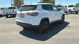 Used 2025 Jeep Compass Latitude w/ Altitude Special Edition image 3