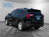 Used 2022 GMC Terrain SLE w/ Driver Convenience Package image 3