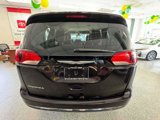 Used 2017 Chrysler Pacifica Touring-L w/ Tire & Wheel Group image 5