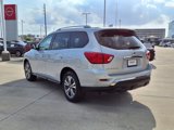 Used 2020 Nissan Pathfinder SV image 3
