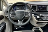 Used 2023 Chrysler Voyager LX image 5