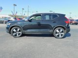 Used 2019 Volvo XC40 T5 Momentum image 5