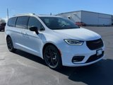 New 2025 Chrysler Pacifica Limited w/ Uconnect Theater Family Group image 2