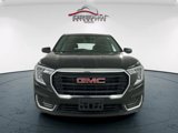 Used 2024 GMC Terrain SLE image 2