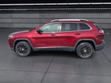 Used 2019 Jeep Cherokee Latitude w/ Popular Appearance Group image 4