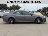 Used 2023 Toyota Camry SE image 4