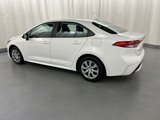 Used 2021 Toyota Corolla LE image 3