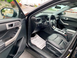 Used 2023 Ford Explorer XLT image 4