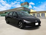 Used 2023 Hyundai Elantra SEL w/ Convenience Package image 3