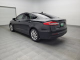 Used 2020 Ford Fusion SE image 5