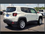 Used 2023 Jeep Renegade Latitude image 3