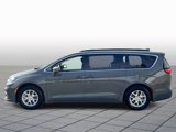 Used 2022 Chrysler Pacifica Touring-L image 3