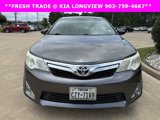 Used 2014 Toyota Camry L image 2