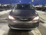 Used 2022 Chrysler Voyager LX image 2