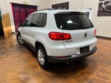 Used 2017 Volkswagen Tiguan S image 2