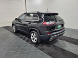 Used 2019 Jeep Cherokee Limited image 3