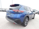 Used 2023 Nissan Rogue SV image 2