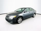 Used 2010 Toyota Camry LE image 3