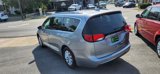 Used 2019 Chrysler Pacifica Touring-L image 6