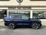 Used 2022 Mitsubishi Outlander SEL image 2