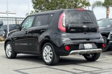 Used 2018 Kia Soul + image 6