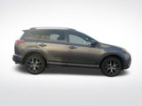 Used 2017 Toyota RAV4 SE image 6