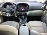 Used 2023 Kia Soul LX w/ LX Technology Package image 4