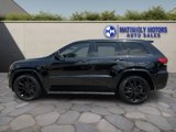 Used 2017 Jeep Grand Cherokee Altitude image 6