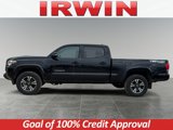 Used 2017 Toyota Tacoma TRD Sport image 2